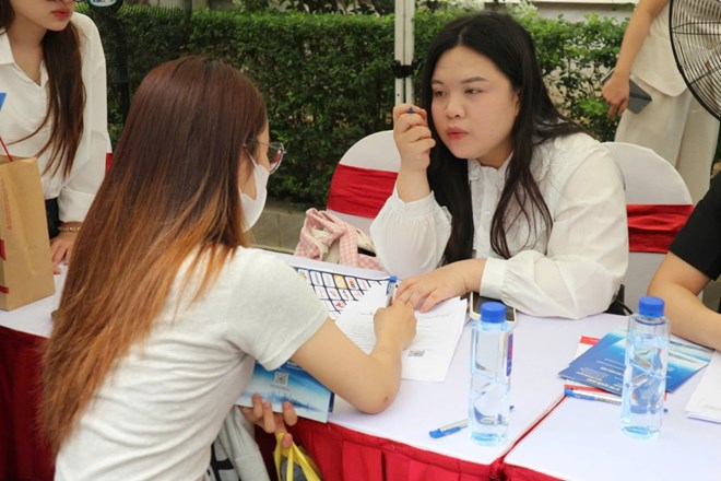Lao động 26 tuổi bị nhà tuyển dụng chê... già!