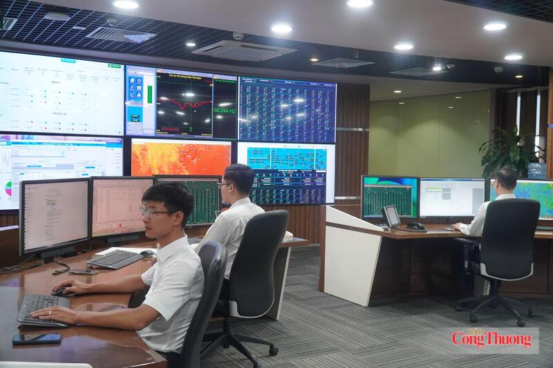 Điều chỉnh các khung giờ cao điểm nhằm bảo đảm tín hiệu giá điện phản ánh đúng thực trạng cung – cầu điện năng.