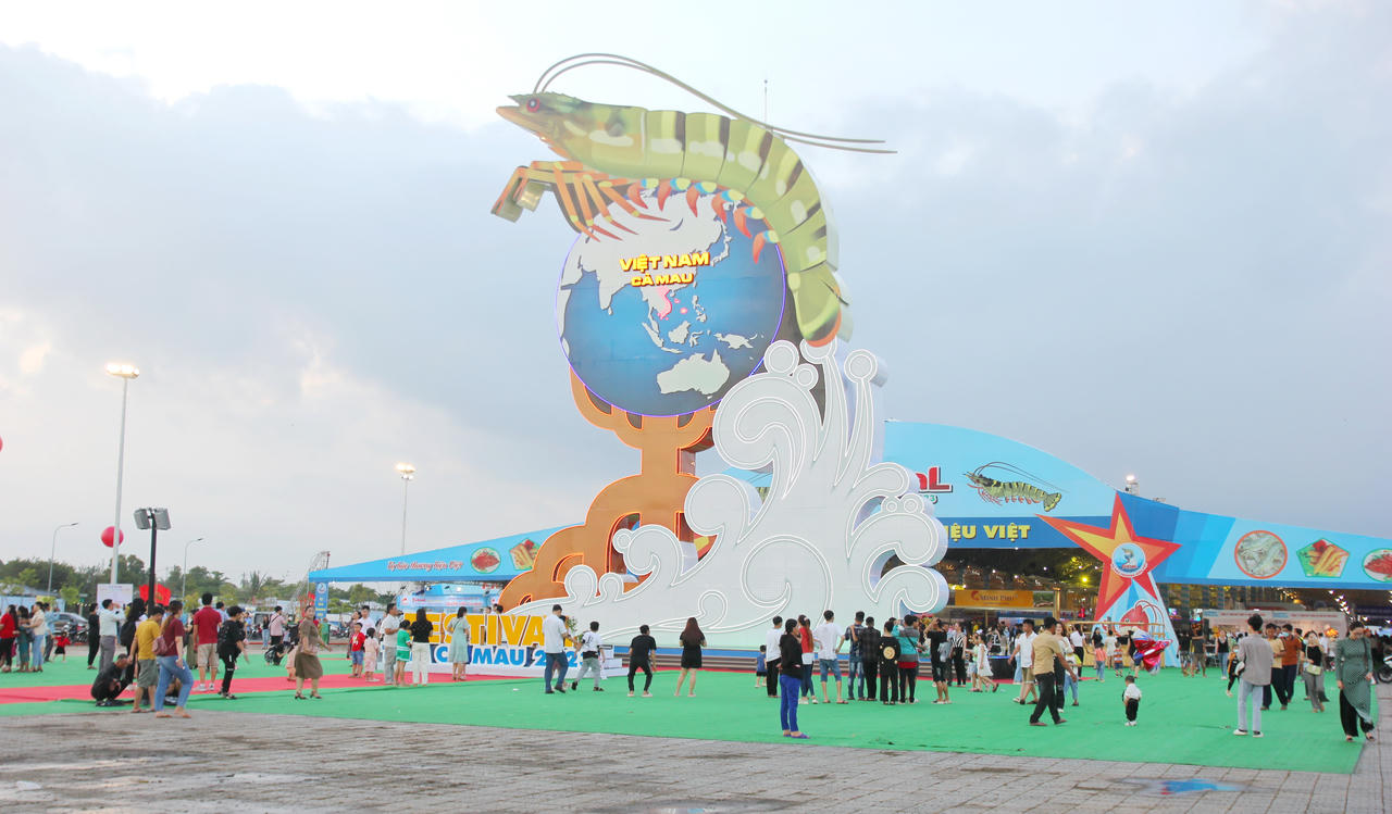 Festival Tôm Cà Mau 2026 sẽ diễn ra từ ngày 21 đến 23/11 tại Quảng trường Phan Ngọc Hiển (phường An Xuyên) và nhiều địa điểm trên địa bàn tỉnh.