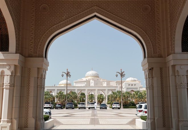 Thế giới 19.8: UAE dừng giao thương với Iran sau cáo buộc tập kích tên lửa