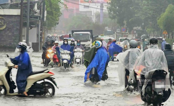 Dự báo khu vực mưa to kéo dài những ngày tới, cảnh báo diễn biến phức tạp