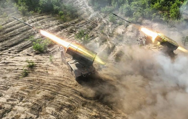 Nga tấn công quy mô lớn vào cơ sở quốc phòng và hậu cần tại Kiev và Odessa