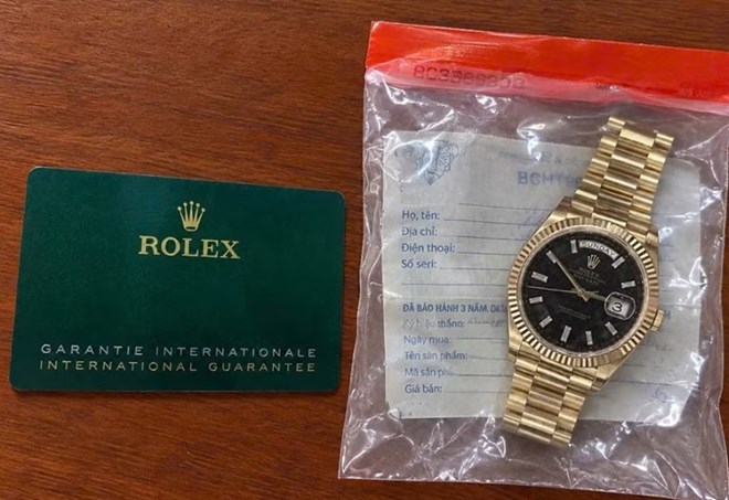 Đột nhập từ ban công lúc rạng sáng, trộm đồng hồ Rolex trị giá 1,7 tỉ đồng