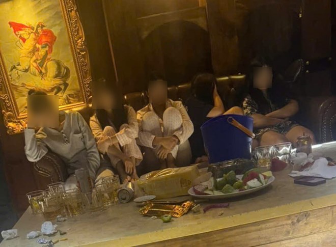 Chủ quán karaoke ở Phú Thọ tổ chức sử dụng ma túy bị khởi tố