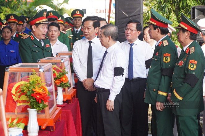 Cần Thơ truy điệu, an táng 120 hài cốt liệt sĩ