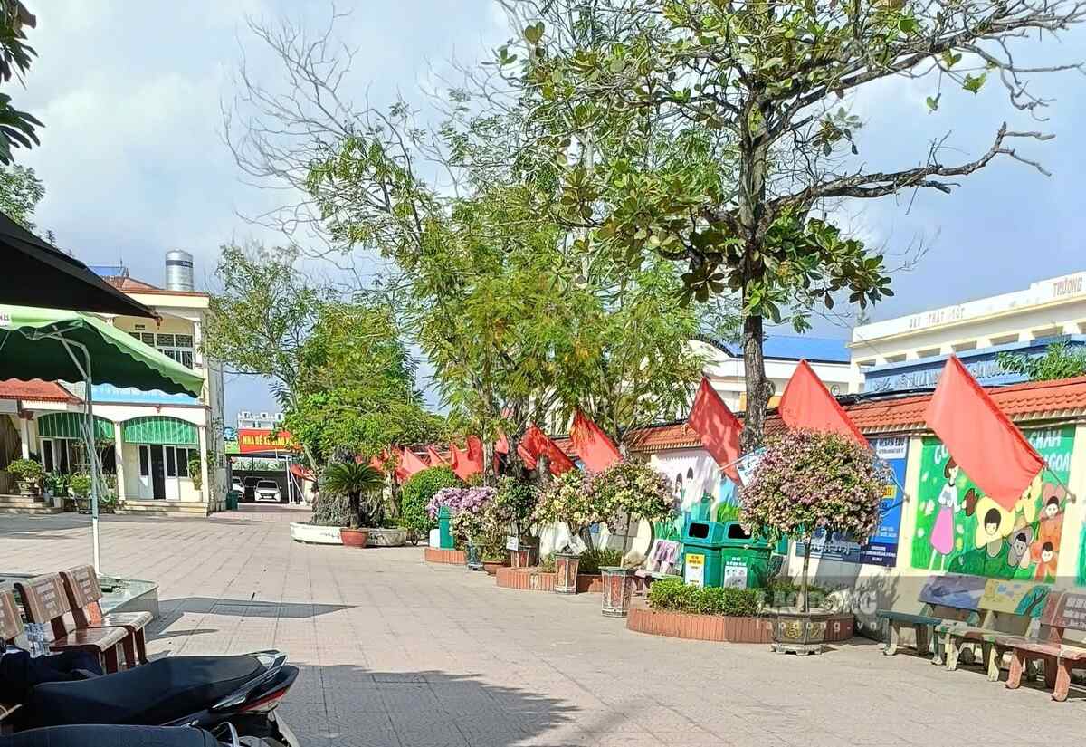 Theo báo cáo của UBND phường An Dương, cháu bé bị ngã ở sân trường dẫn đến tử vong. Ảnh: Mai Dung