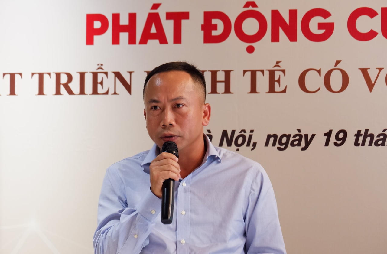 Nhà báo Phạm Đức Sơn, Tổng Biên tập Tạp chí Nhà đầu tư. Ảnh: Quang Minh. 