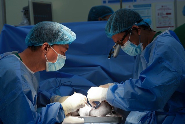 Bác sĩ hướng dẫn sơ cứu khi trẻ bị tai nạn đứt lìa chi