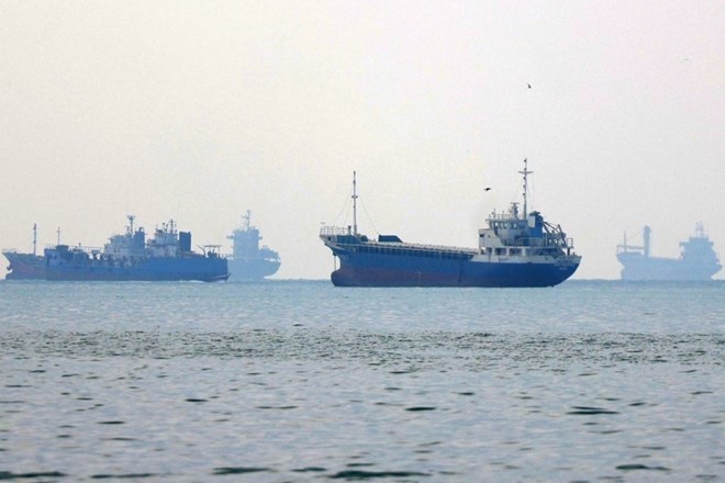 Mỹ tuyên bố hỗ trợ xuất khẩu 1,5 tỉ thùng dầu qua eo biển Hormuz
