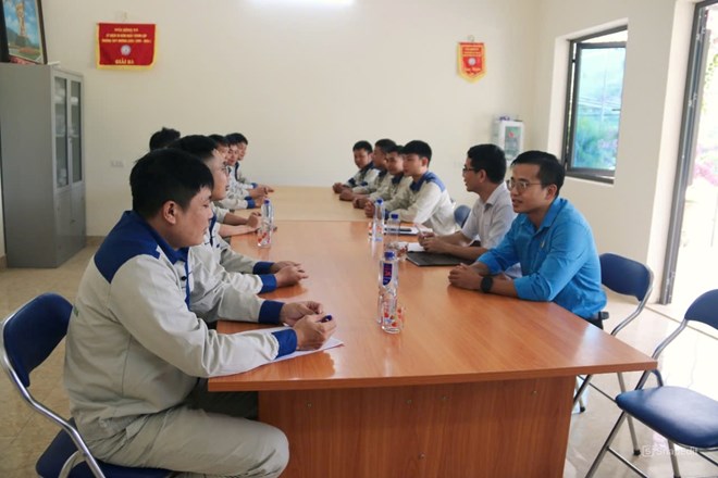 Công đoàn Điện Biên lắng nghe và chăm lo cho người lao động